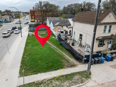 399 MAGNUS AVENUE, Winnipeg, Manitoba R3G 1N5, Canada