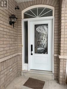 3704 GOLDEN LOCUST DRIVE, Mississauga (lisgar), Ontario L5N 8N8, Canadá