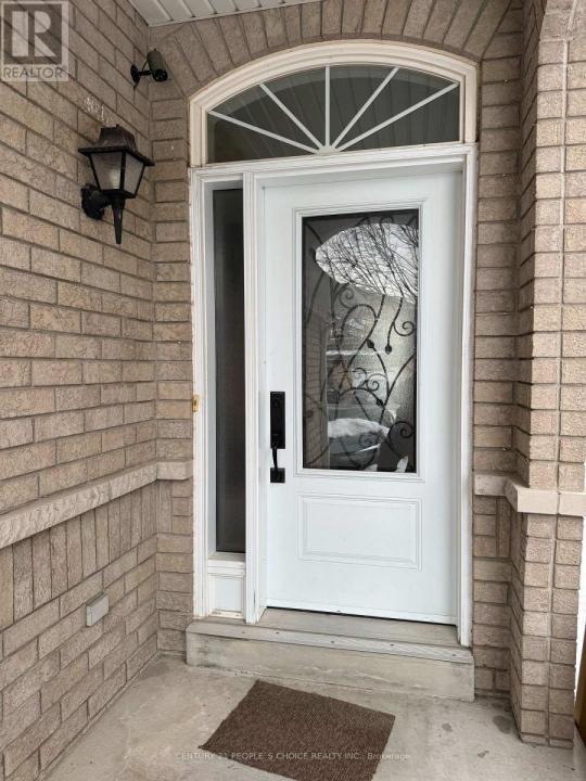 3704 GOLDEN LOCUST DRIVE, Mississauga (lisgar), Ontario L5N 8N8, Canadá