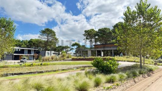 Av Verde de Circunvalacion 9, Pinamar, Buenos Aires Costa Atlántica 7167, Argentina