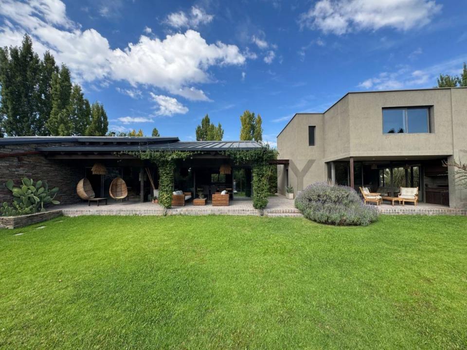 las cortaderas 7834, Chacras De Coria, Mendoza 5505, Argentina