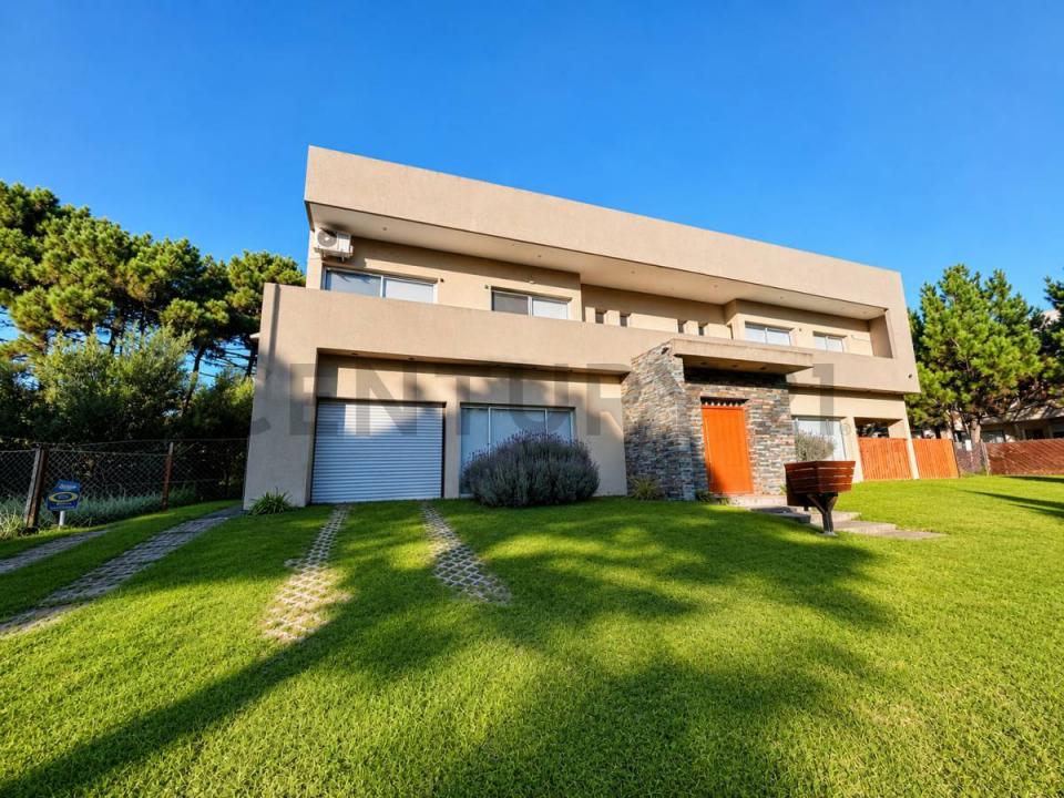 Boulevard Icaro 1495, Pinamar, Buenos Aires Costa Atlántica 7167, Аргентина