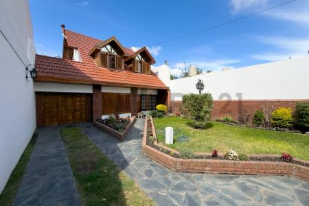 Ayolas 3466, Quilmes, GBA Sur 1879, Argentyna