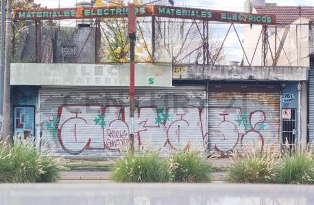 Avenida Presidente Peron 2761, Morón, GBA Oeste 00001, Argentine