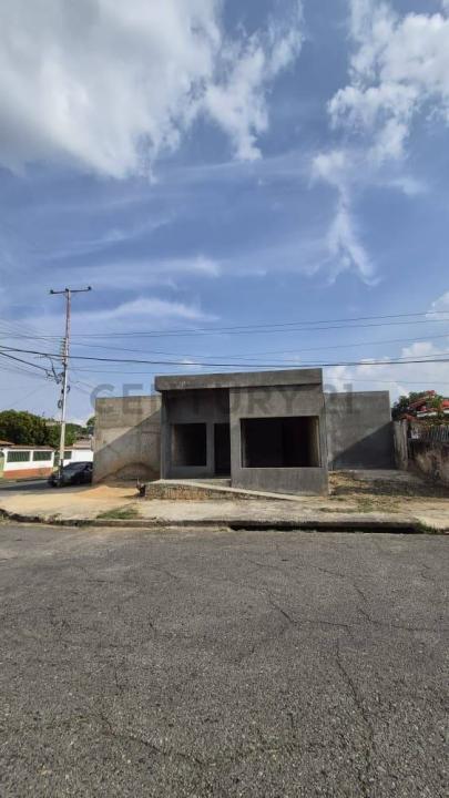El Morro II Venta de Casa Comercial en San Diego, San Diego, Carabobo 2001, Venezuela