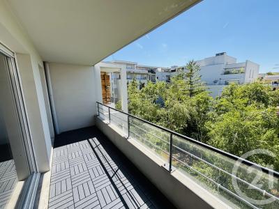 Lyon, Rhône-Alpes 69007, Pháp