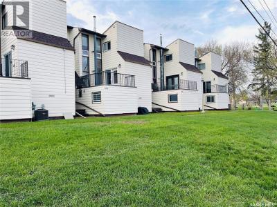 5026 10TH AVENUE, Regina, Saskatchewan S4T 7P4, Canada