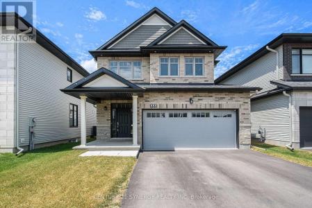 555 BOBOLINK RIDGE, Ottawa, Ontario K2S 2P2, Kanada