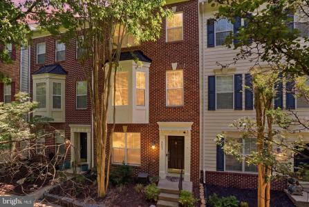 4951 Chaste Tree Place, Woodbridge, Virginia 22192, USA