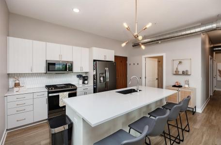 400 SW 7th Street 301, Des Moines, Iowa 50309, USA