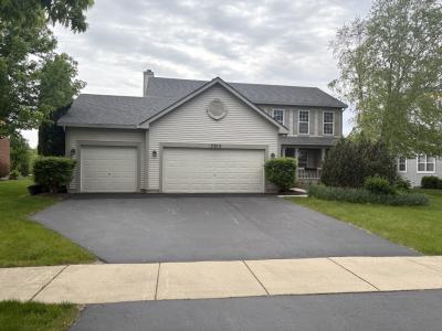 2912 Forest Creek Lane, Naperville, Illinois 60565, USA