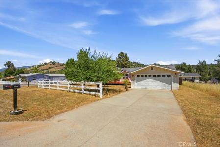2860 Spring Valley Road, Clearlake Oaks, Califórnia 95423, Estados Unidos