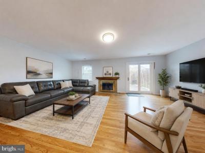 7302 Rolling Oak Lane, Springfield, Virginia 22153
