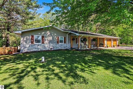 341 S Lincoln, Mt Pleasant, Michigan 48858, USA
