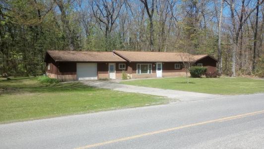 27 N. Campbell Rd., Fountain, Michigan 49410, USA