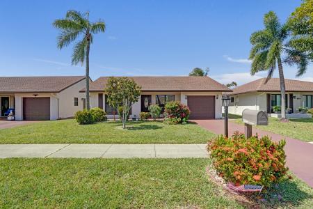 2105 SW 17th Circle, Deerfield Beach, Florida 33442, USA