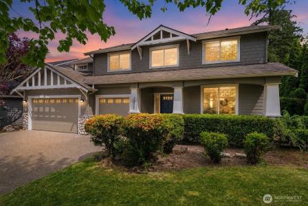 24923 NE 3rd Place, Sammamish, Washington 98074