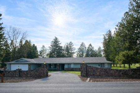 1645 PINE GROVE ROAD, Klamath Falls, Oregon 97603, Estados Unidos