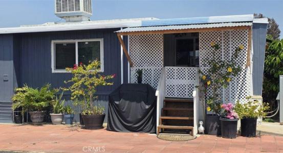 15325 Ave. Orange Avenue , B-29, Paramount, Kalifornien 90723, USA