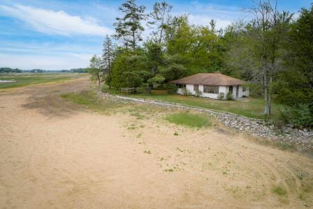 5242 Ostlund, Hope, Michigan 48628, USA