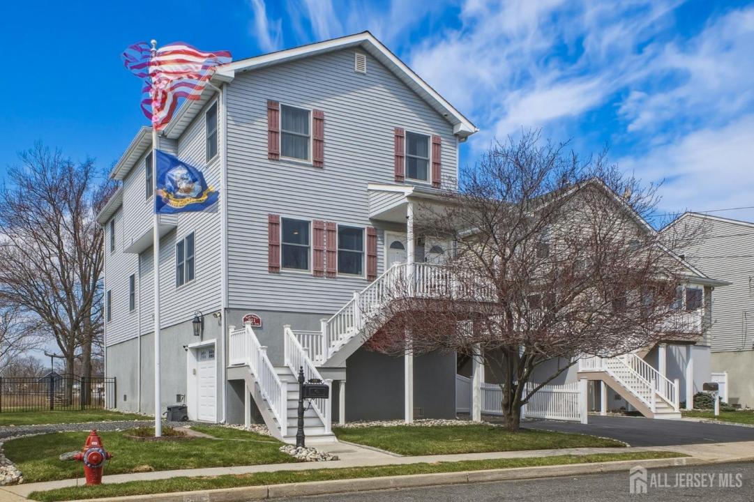 -911 Harris Avenue, Union Beach, Nova Jersey 07735, Estados Unidos