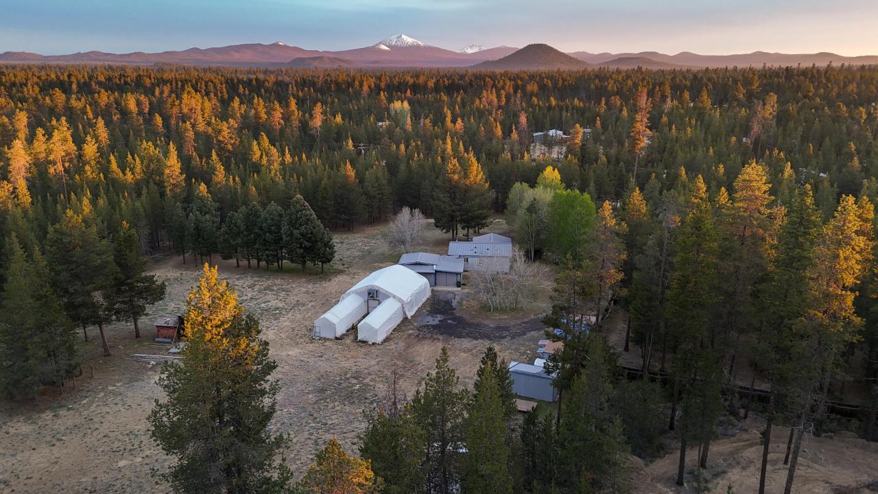 15845 Camino De Oro, La Pine, Oregon 97739, USA