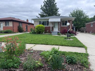 4973 Williams Street, DearbornHeights, Michigan 48125, USA