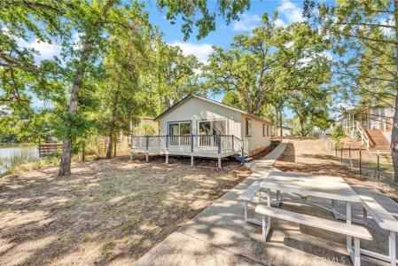16410 Tish A Tang Road, Lower Lake, California 95457, USA