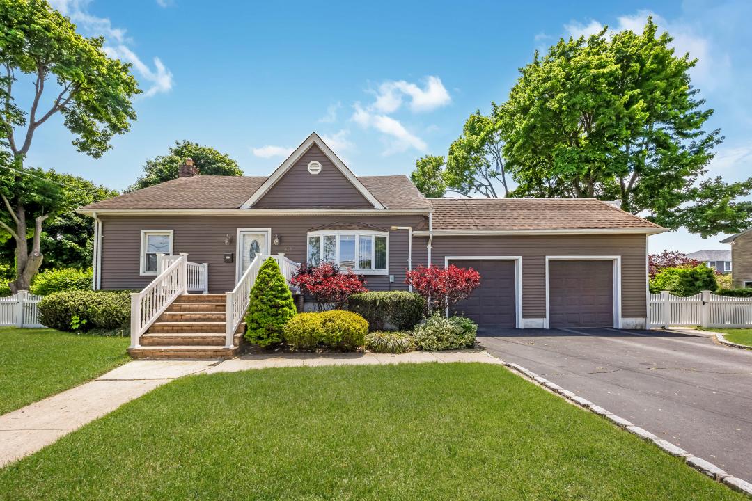 517 Herzel Boulevard, West Babylon, Nueva York 11704, Estados Unidos