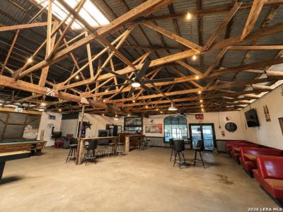 120 W 3rd, Nixon, Texas 78140, USA