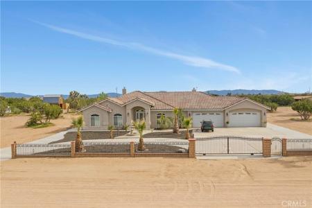12771 Cedar, Hesperia, California 92344, Estados Unidos