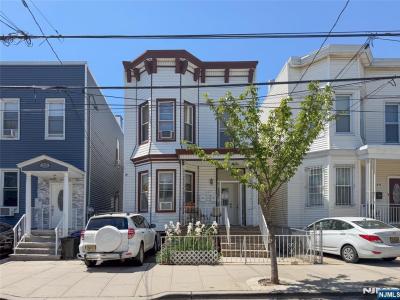 227 46th Street, Union City, ניו ג'רזי 07087, ארצות הברית של אמריקה