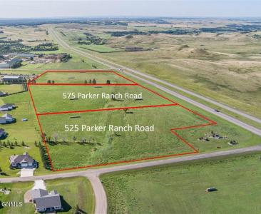 525 Parker Ranch Road, Bismarck, North Dakota 58503, USA