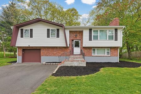 37 Roberta Avenue, Brockton, 麻薩諸塞州 02301, 美國