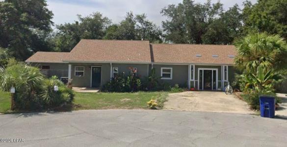 1305 Ware Drive, Panama City, Florida 32401, USA