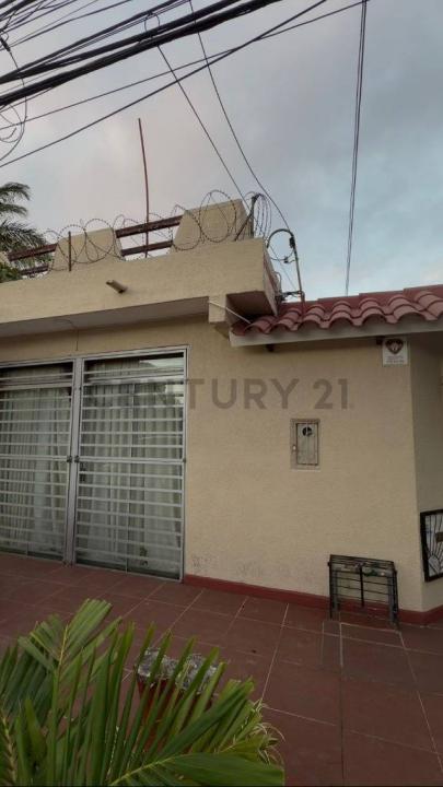 av alemana 3er y 4to anillo av/31 de julio 6, Norte, Santa Cruz 591, Bolívia