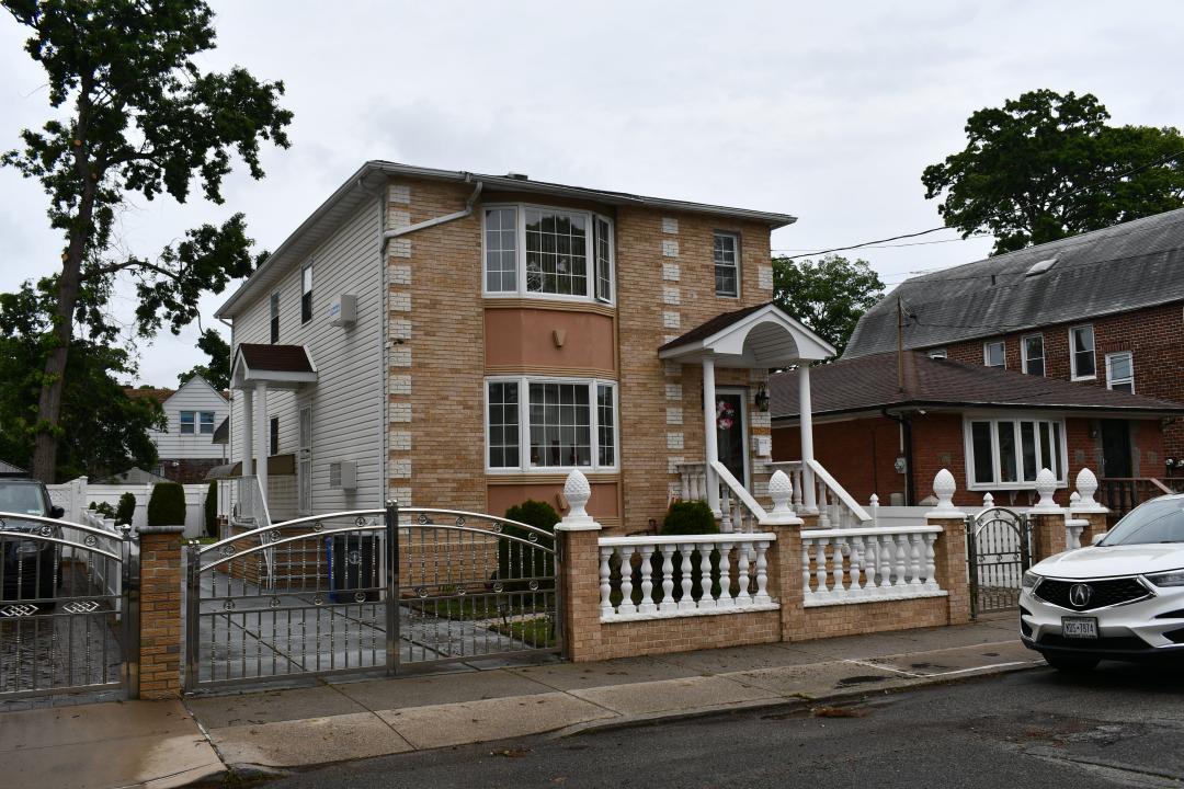 223-15 109th Avenue, Queens Village, ニューヨーク 11429, アメリカ合衆国