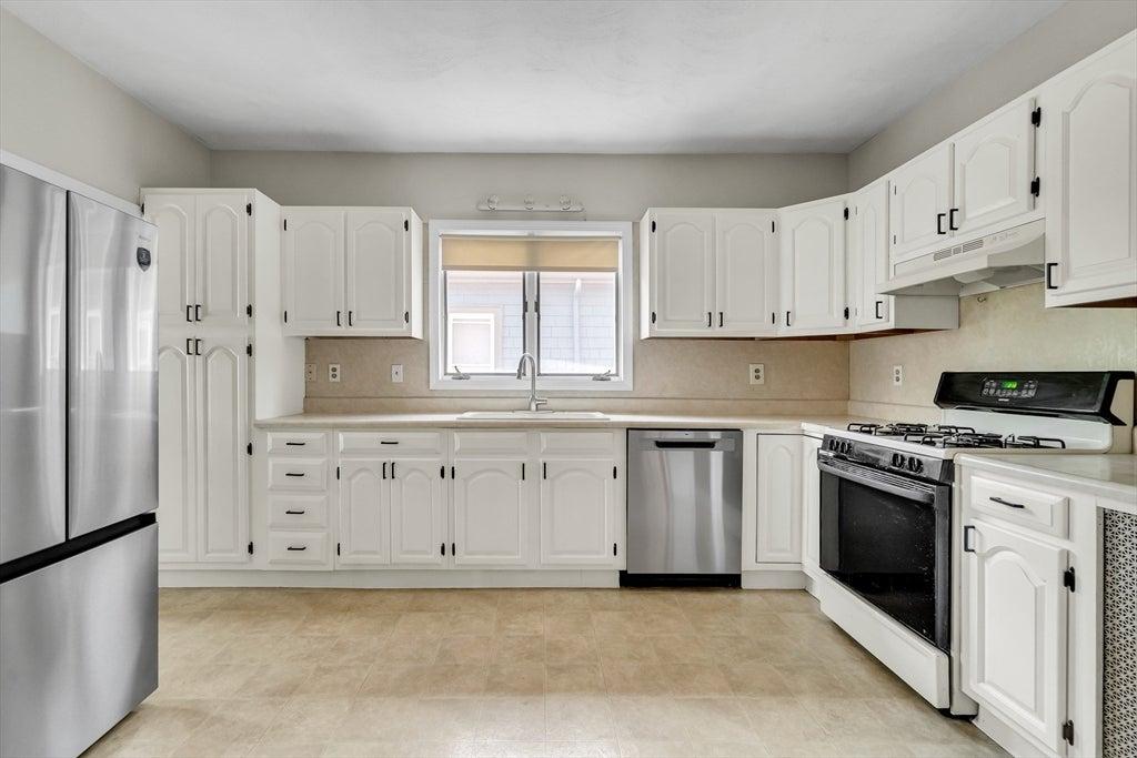 228 Harvard St. #2, Medford, 马萨诸塞州 02155, 美国
