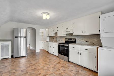228 Harvard St. #3, Medford, Massachusetts 02155, États-Unis