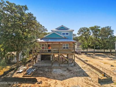 110 NE 41st Street, Oak Island, NC 28465, USA