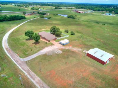104278 Homestead Drive, Mcloud, Oklahoma 74851, USA