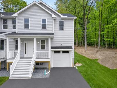 72 Westboro Rd, Grafton, Massachusetts 01536, États-Unis