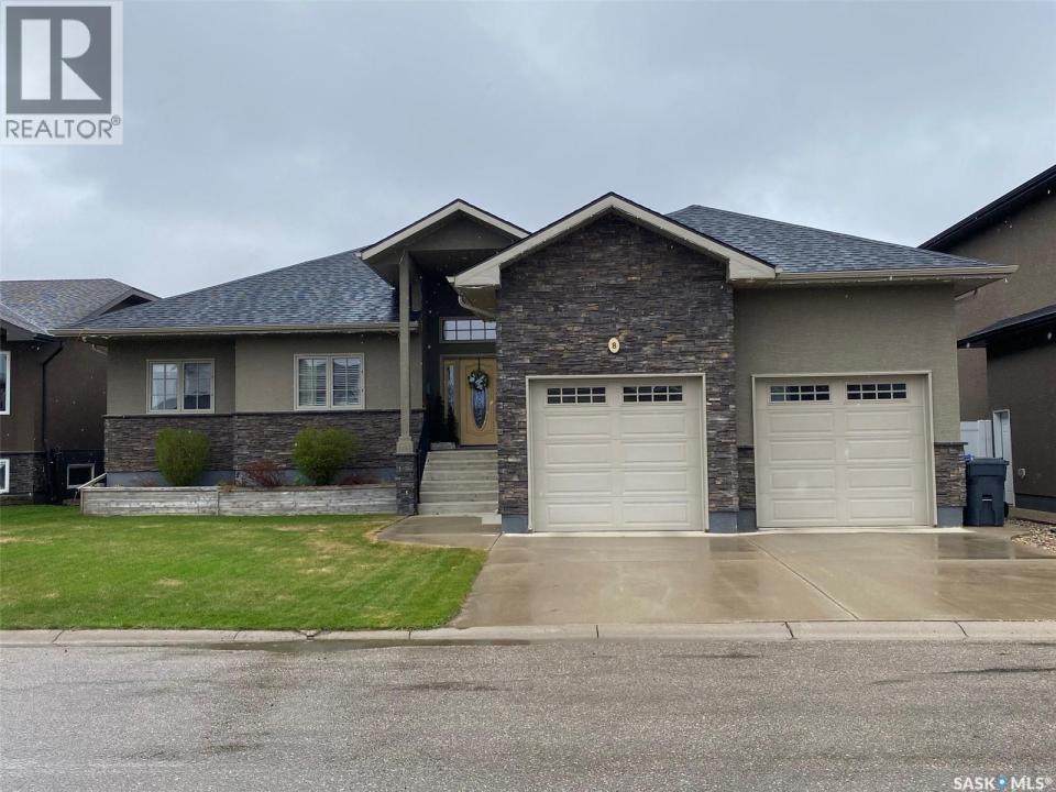 8 PARTRIDGE COURT, Yorkton, Saskatchewan S3N 3J8, Kanada