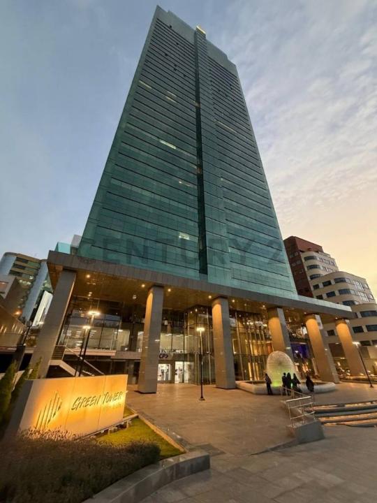 Av. Julio Gral Inofuentes Nro 1087 Z. Calacoto, Edificio Green Tower , Calacoto, La Paz 000, Bolivie