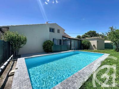Cheval Blanc, Provence-Alpes-Côte D'Azur 84460, Francja