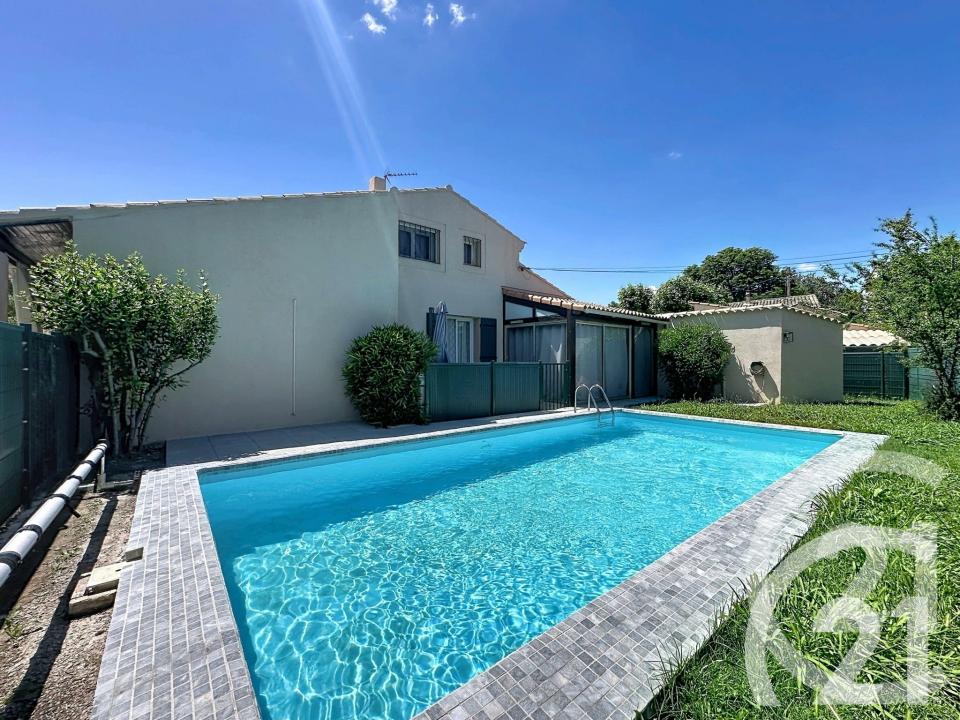 Cheval Blanc, Provence-Alpes-Côte D'Azur 84460, Francja