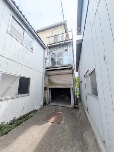 大字上内間木, 朝霞市, Saitama 351-0001, Japão