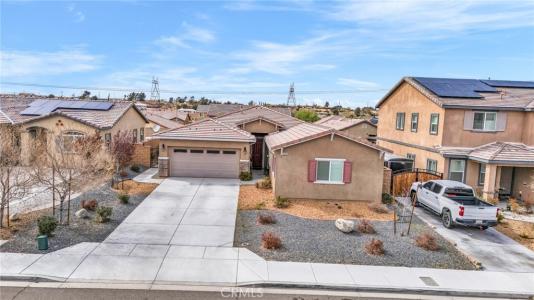 16252 Gibson Street, Victorville, Kaliforniya 92394, Amerika Birleşik Devletleri