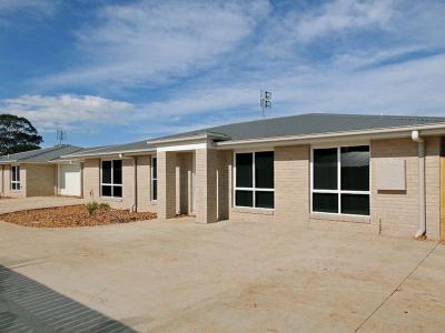 1/10 Mcdowall Street, Newtown, QLD 4350, Australia