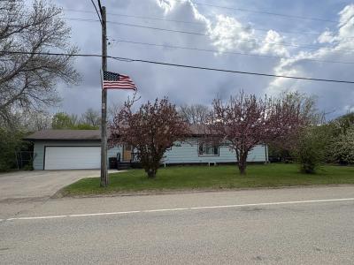 112 Pleasant Ave N, Surrey, ND 58785, USA